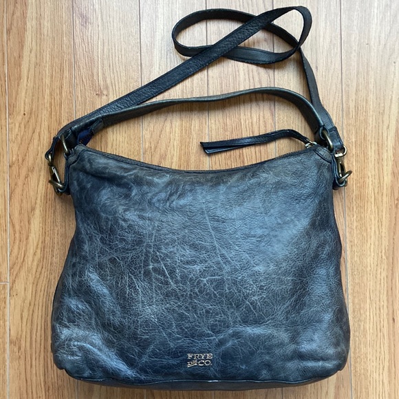 Frye & Co. leather weather worn purse with long and short straps zipper top - Picture 1 of 12